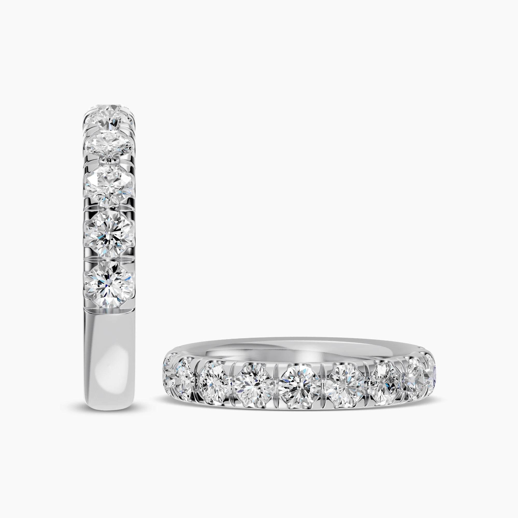Band In Classic Scallop Setting Ring